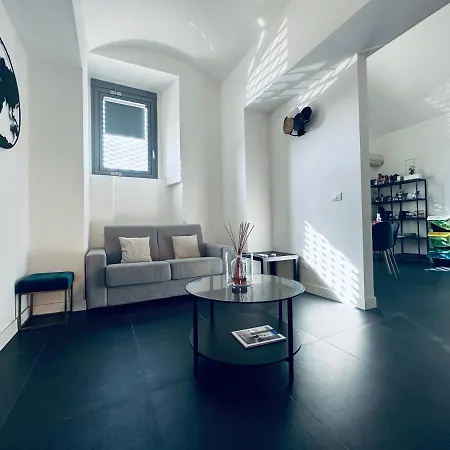 Lite By Eureka *